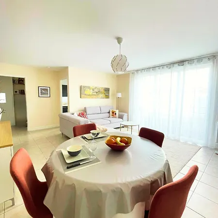 شقة Les Lauriers1 *